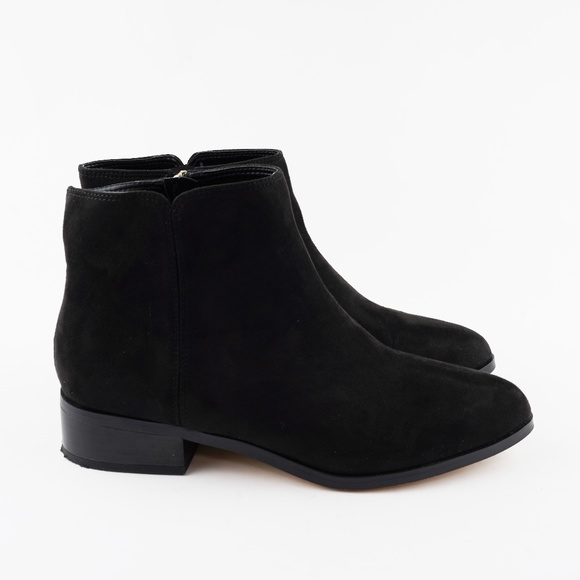 J. CREW Size 7.5 Sueded Ankle Boots in Black - Picture 6 of 7